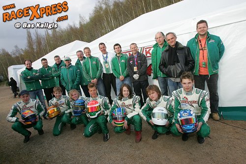 Team Koene, hier met de rijders voor het DKM